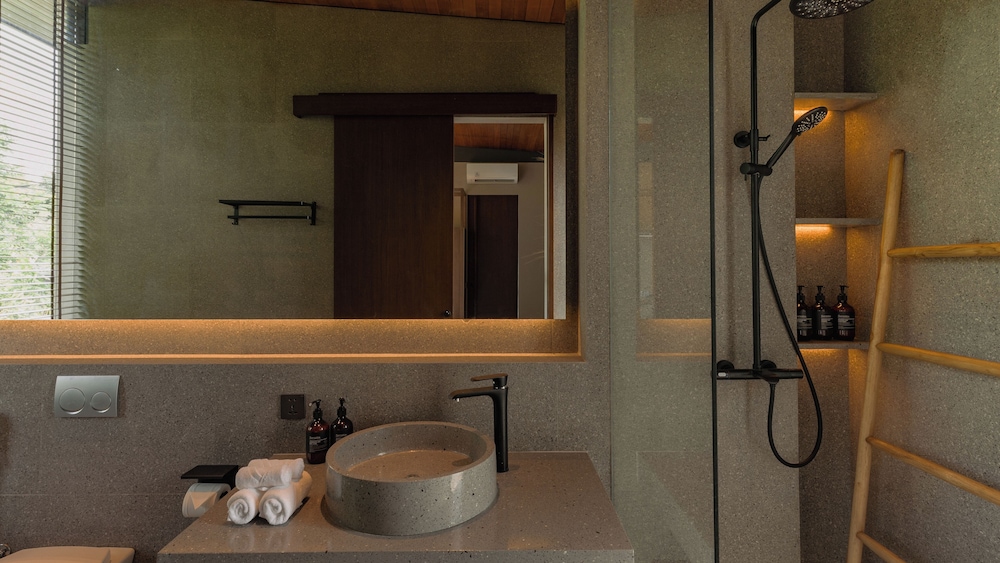The Akasha Canggu Hotel 48/50