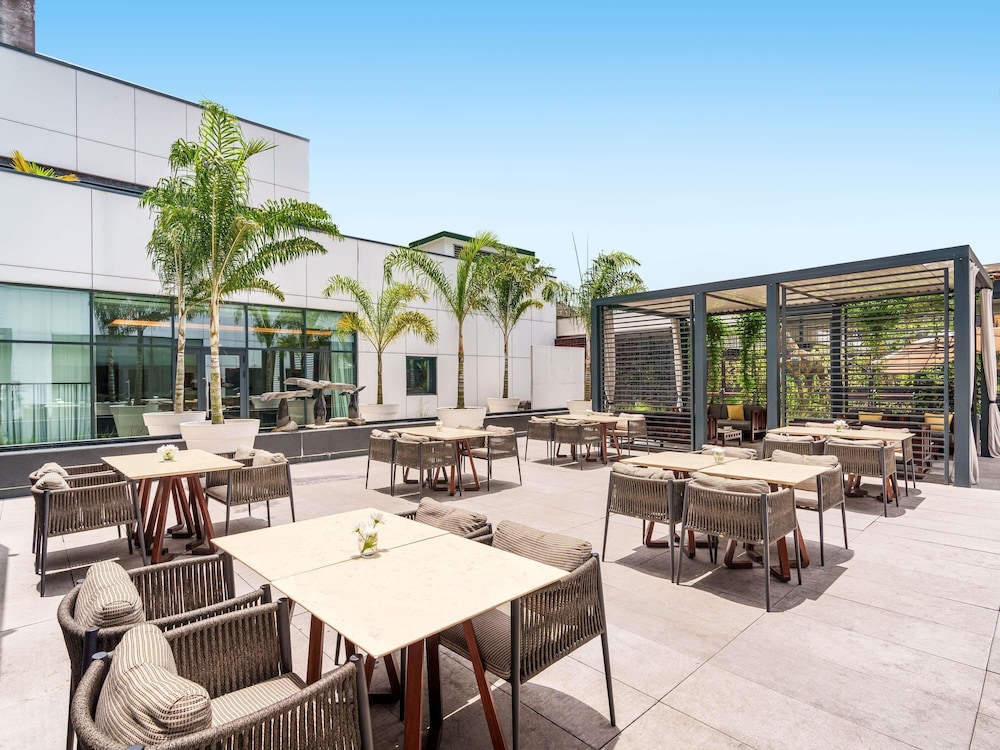 Movenpick Hotel Abidjan 54/64