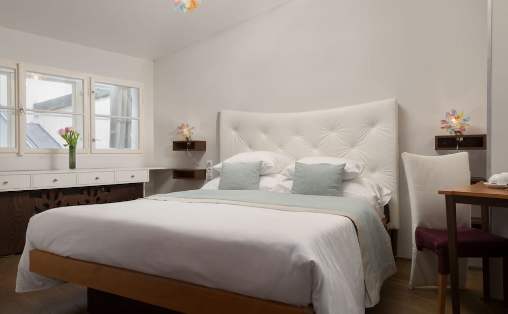 Design Hotel Neruda 24/66