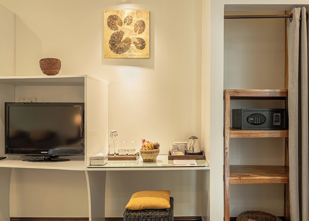 Pavillon D Orient Boutique Hotel 35/50