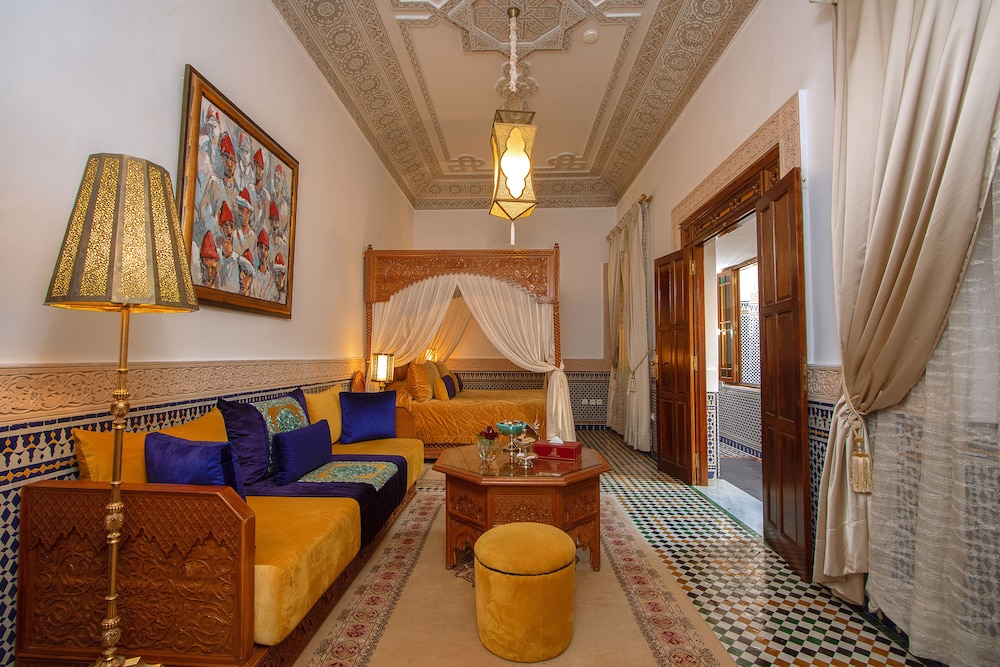 Riad Myra 40/75