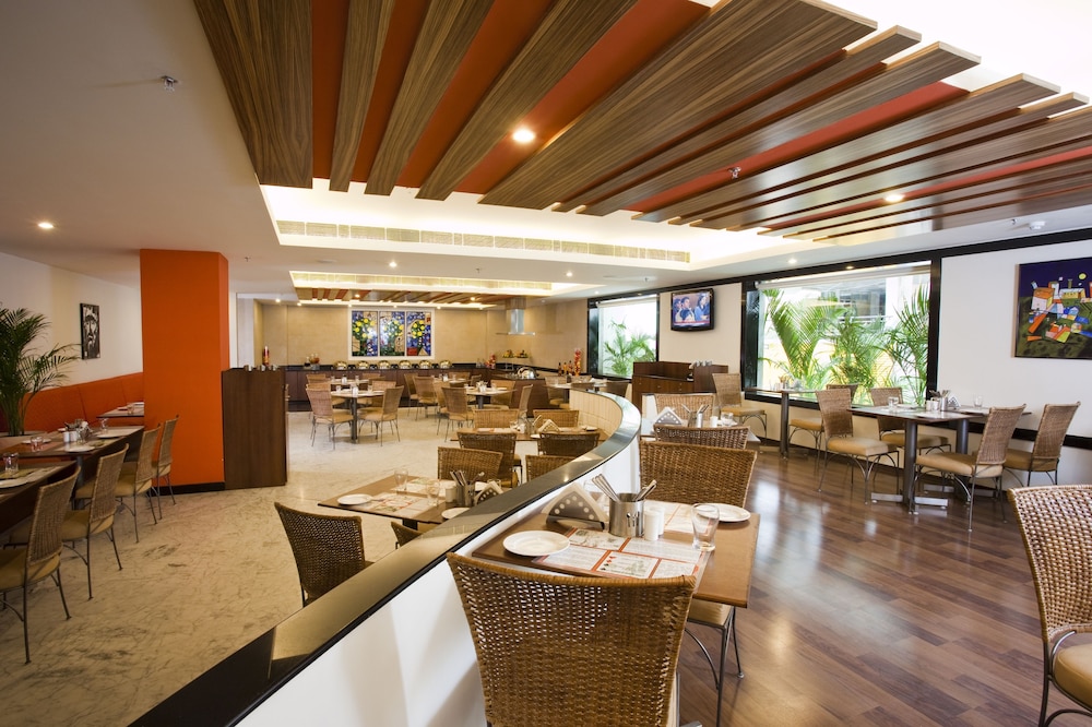 Lemon Tree Hotel Indore 37/57