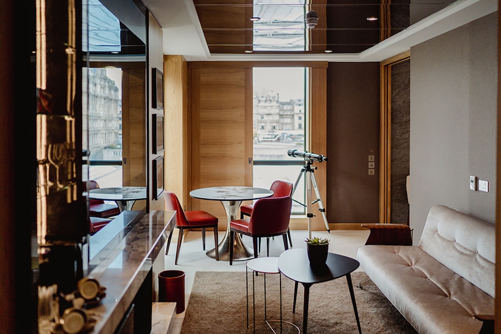 Market Street Hotel 40/46
