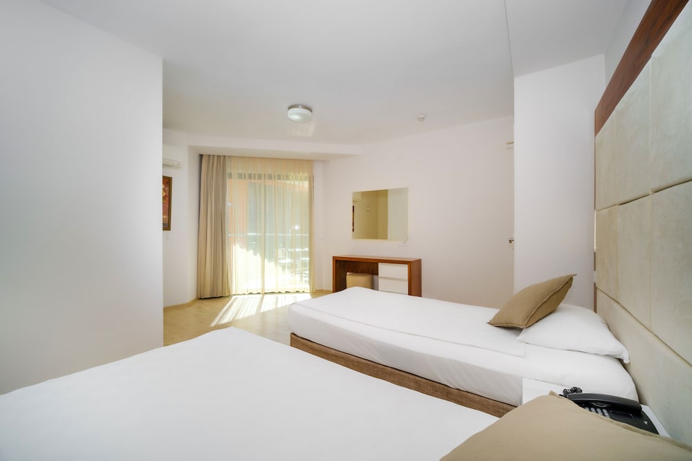 Delfino Boutique Apart Hotel 25/58