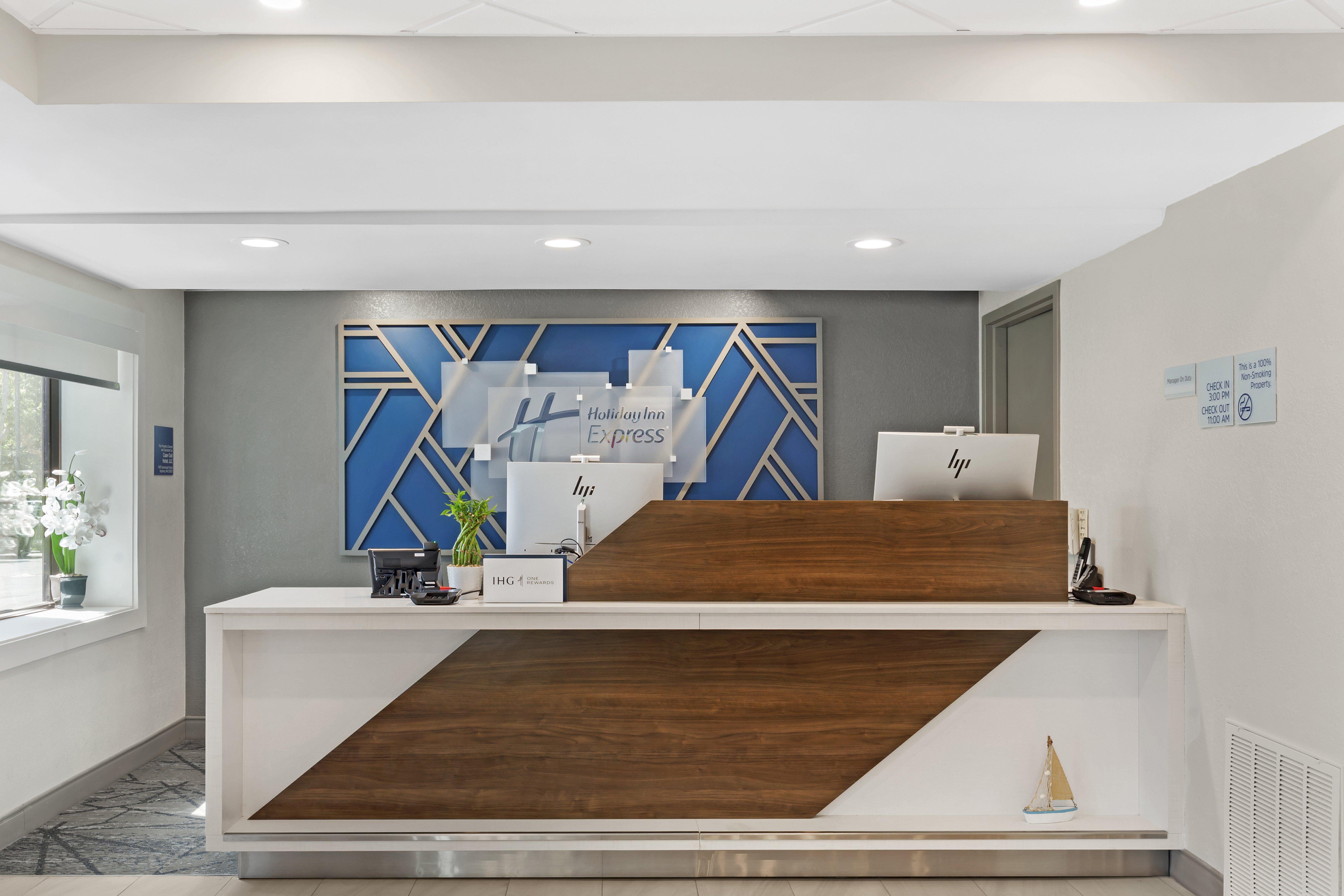Best Western Cape Cod Hotel 10/69