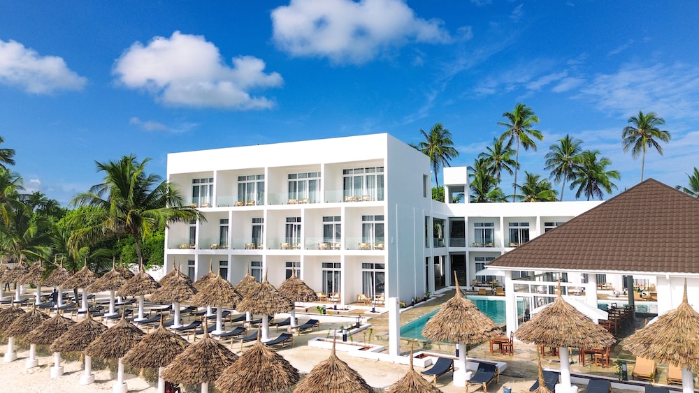 AHG Sun Bay Mlilile Beach Hotel in MATEMWE