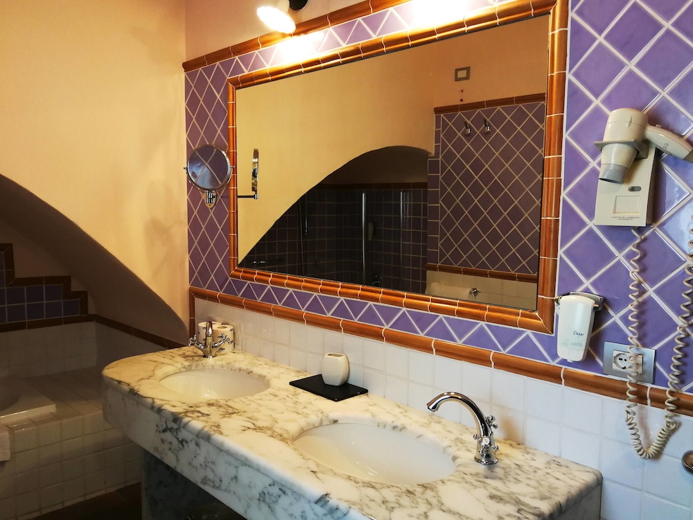 Hotel Il Vecchio Mulino 46/50