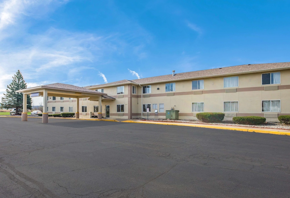 Americas Best Value Inn Charlotte Mi 3/30