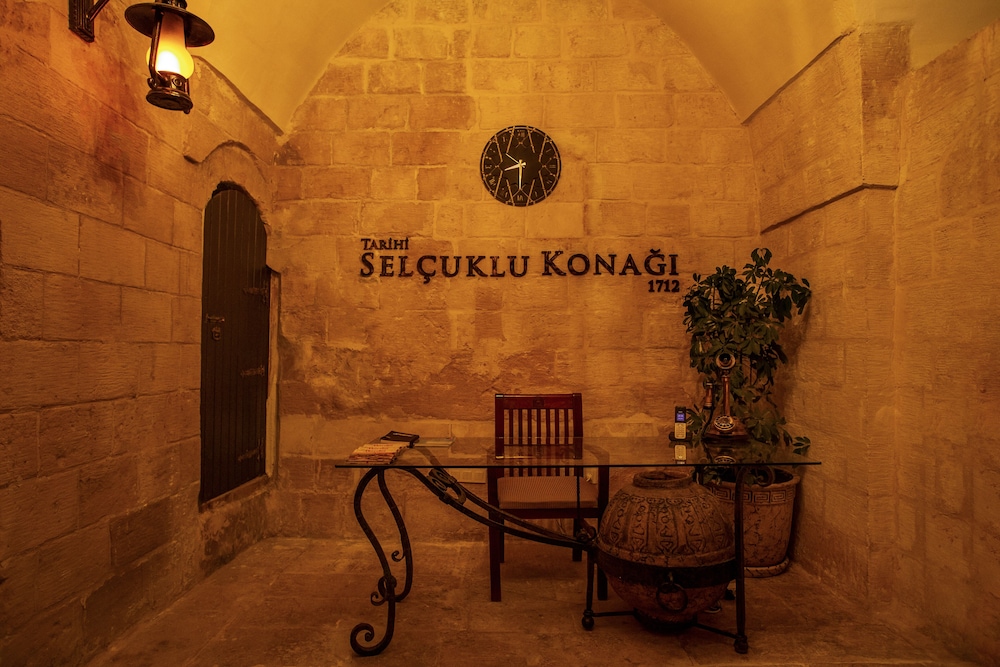 Tarihi Selcuklu Konagi 33/41