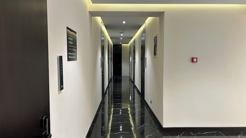 Hotel Ishonch 24/50