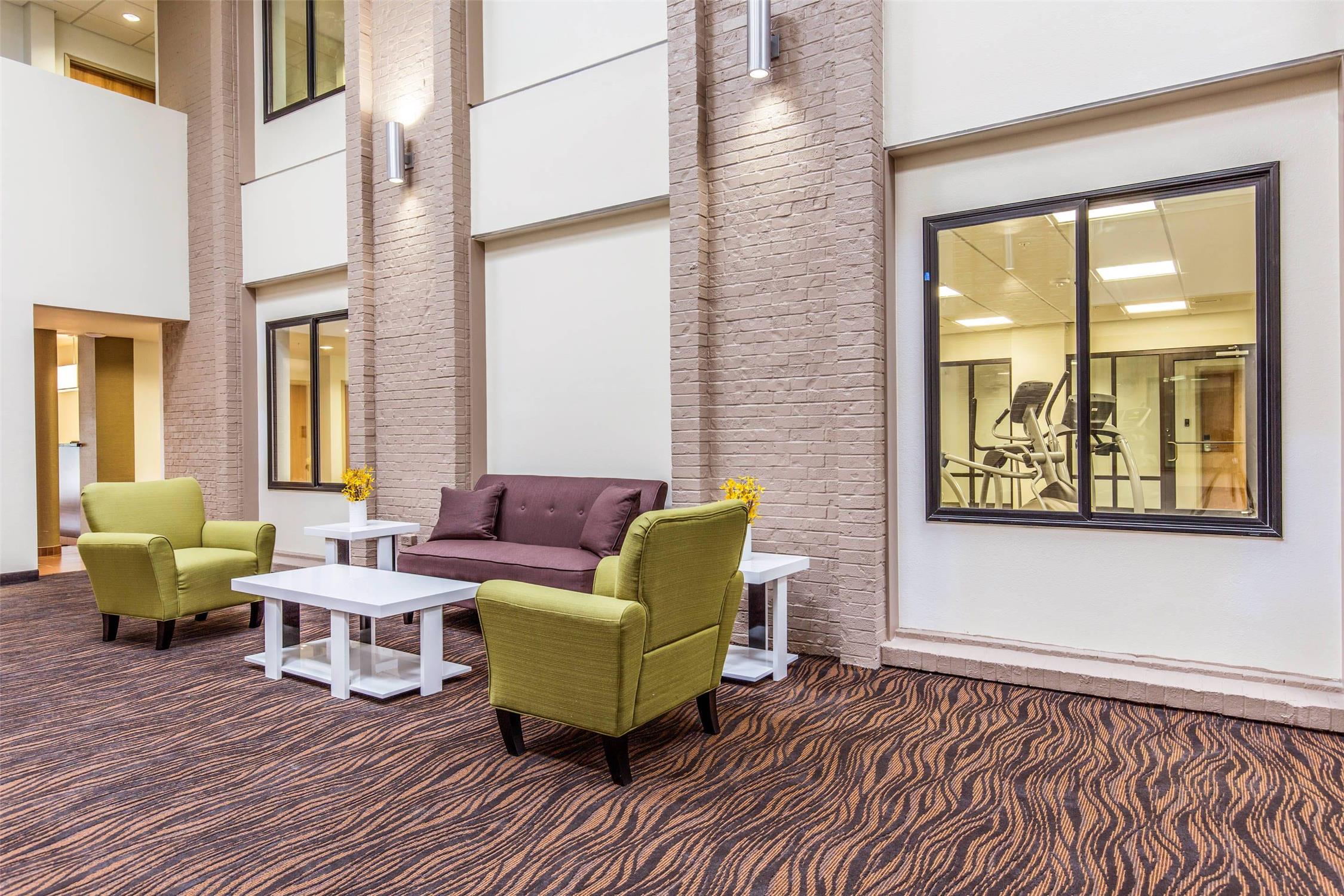 Sleep Inn Dallas Love Field-Medical District 24/41