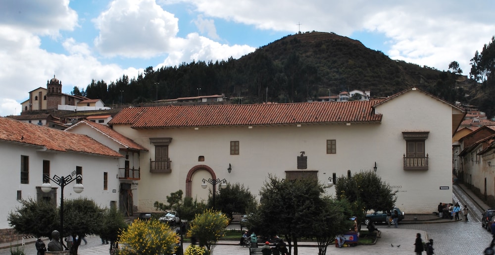 Cusco Plaza Nazarenas 4/71