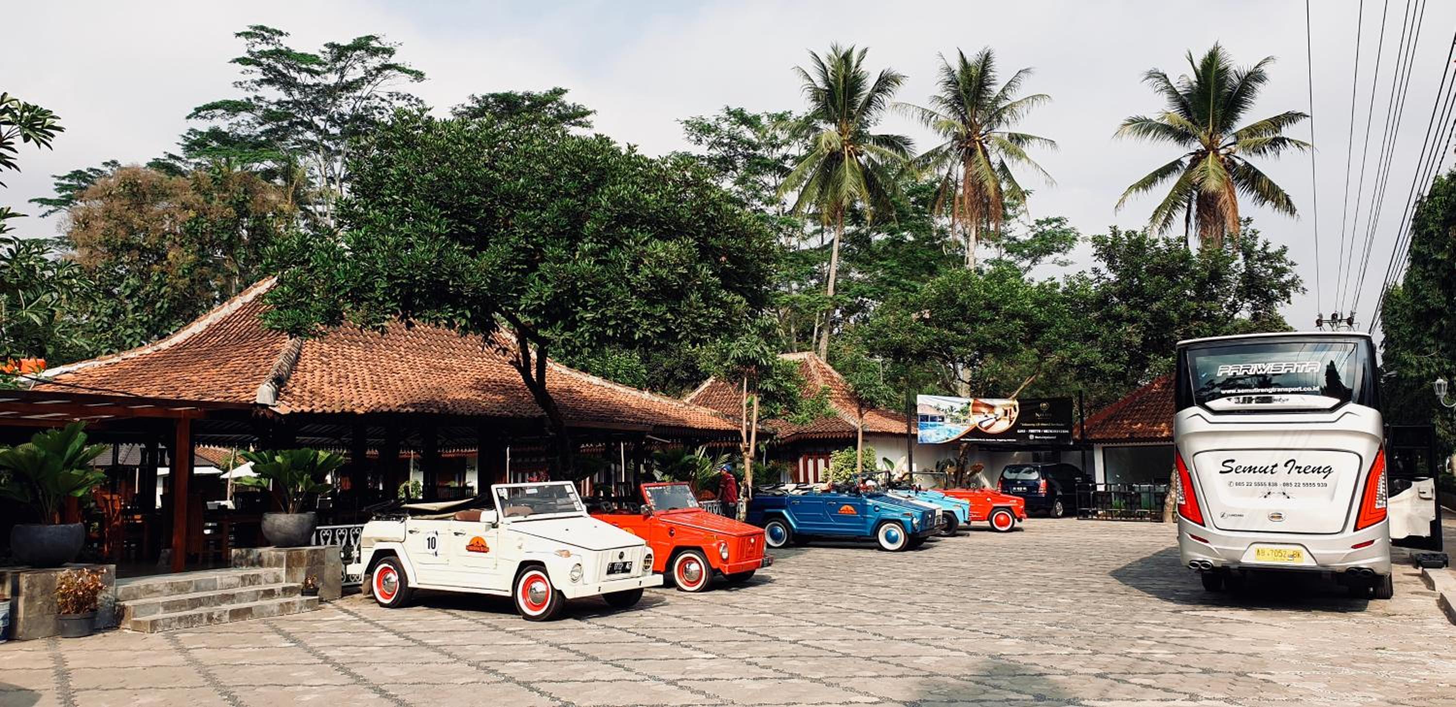 The Nalaya Hotel & Resto 38/49