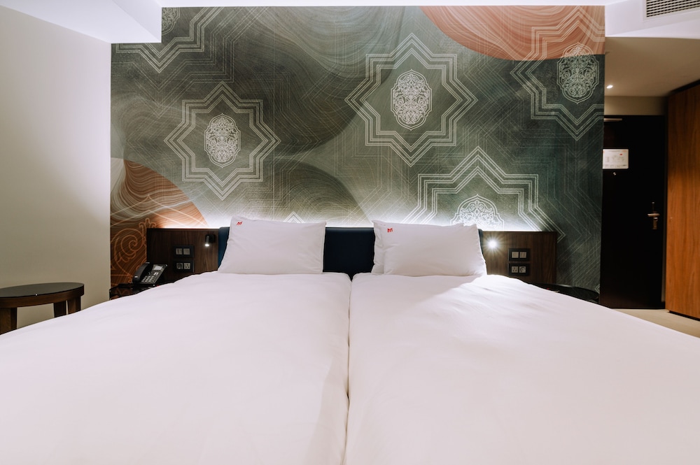 Melior Boutique Hotel 8/24