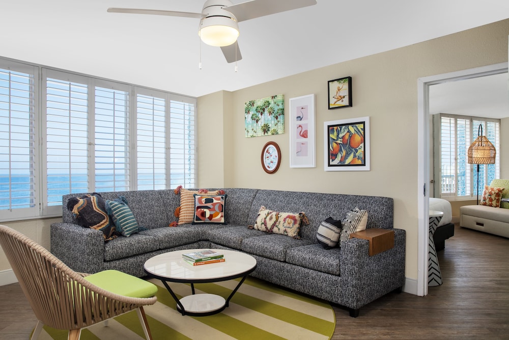 Bellwether Beach Resort 35/54
