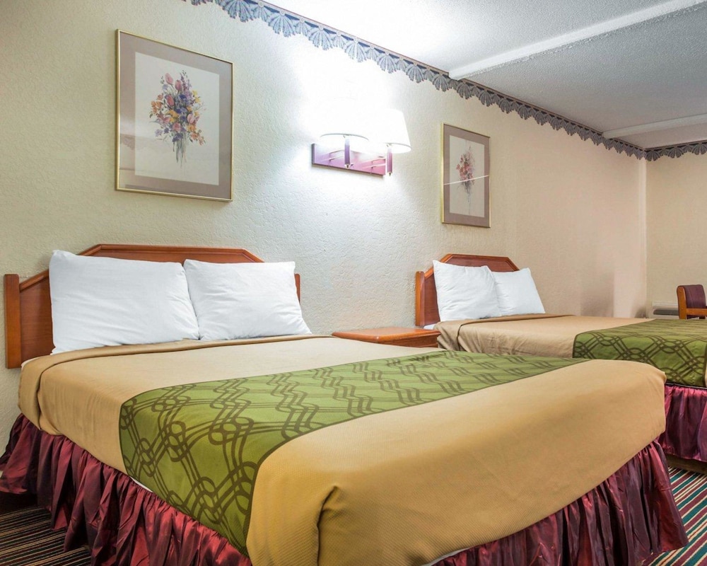 Rodeway Inn Stone Mountain 24/64