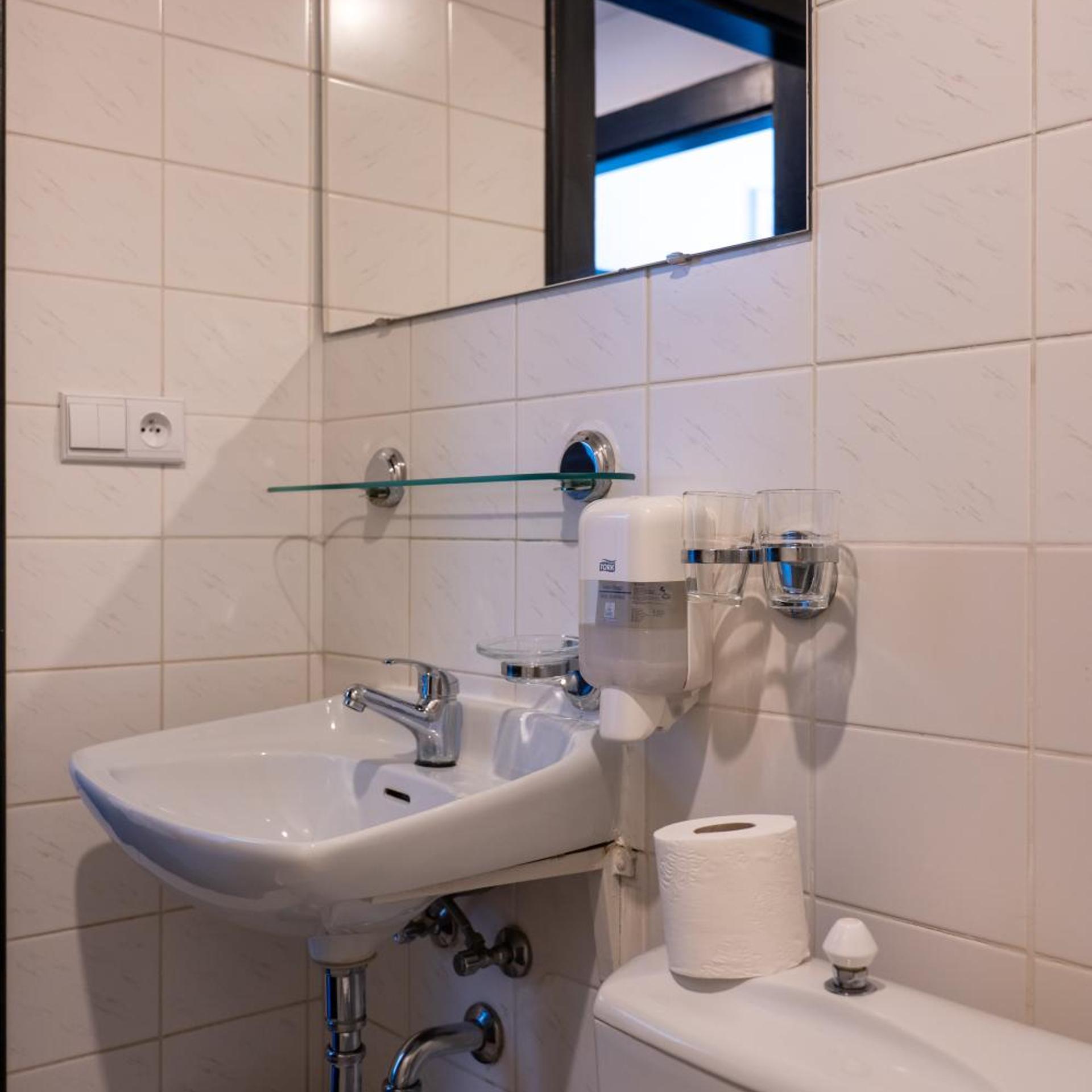 غرفة بسرير مزدوج أو سريرين منفصلين، Hotel CB Royal 7/10