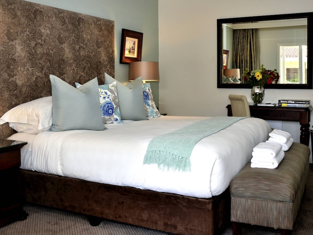 131 on Herbert Baker Boutique Hotel 11/50