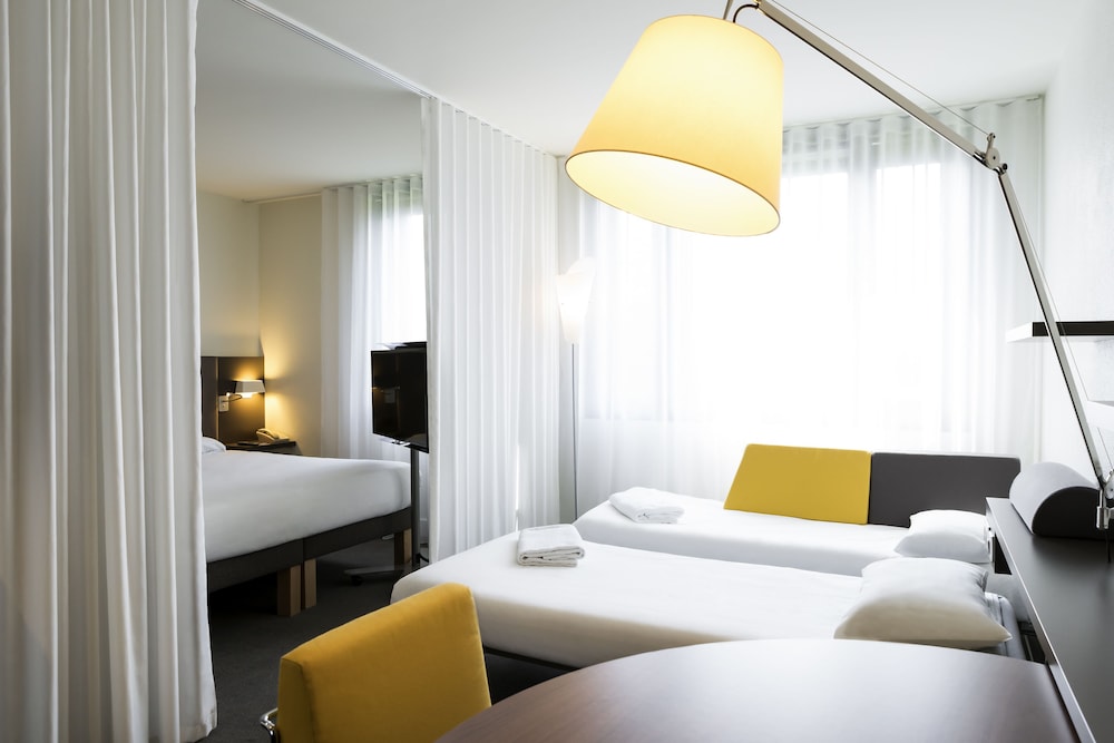 B&B HOME Paris Nord 18eme 16/57