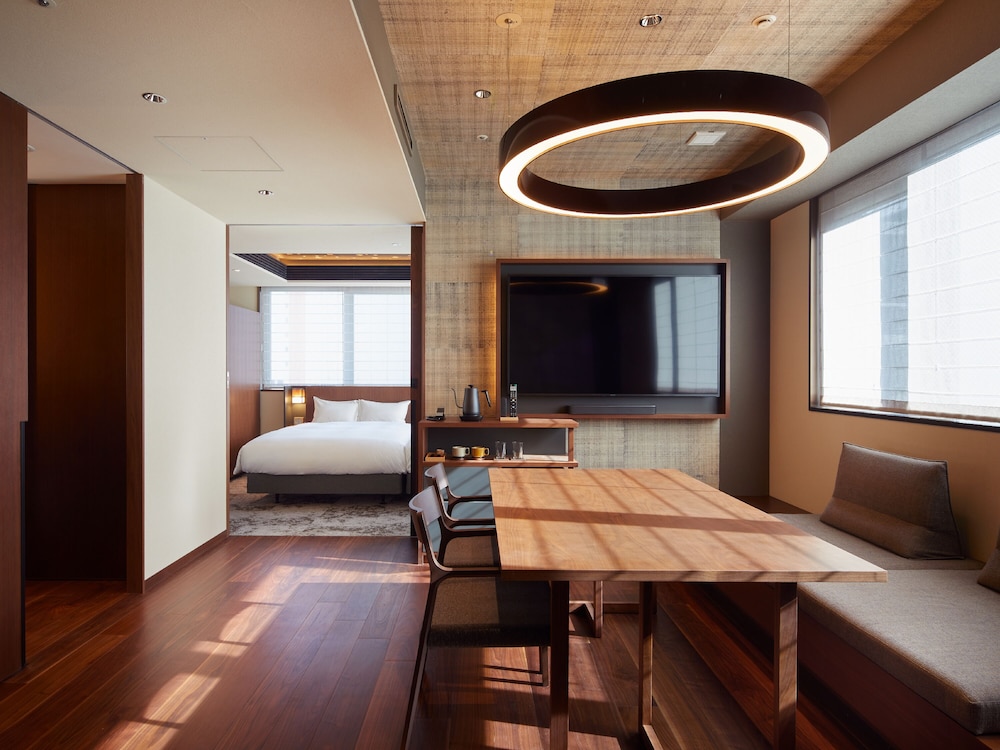 Agora Tokyo Ginza 32/44