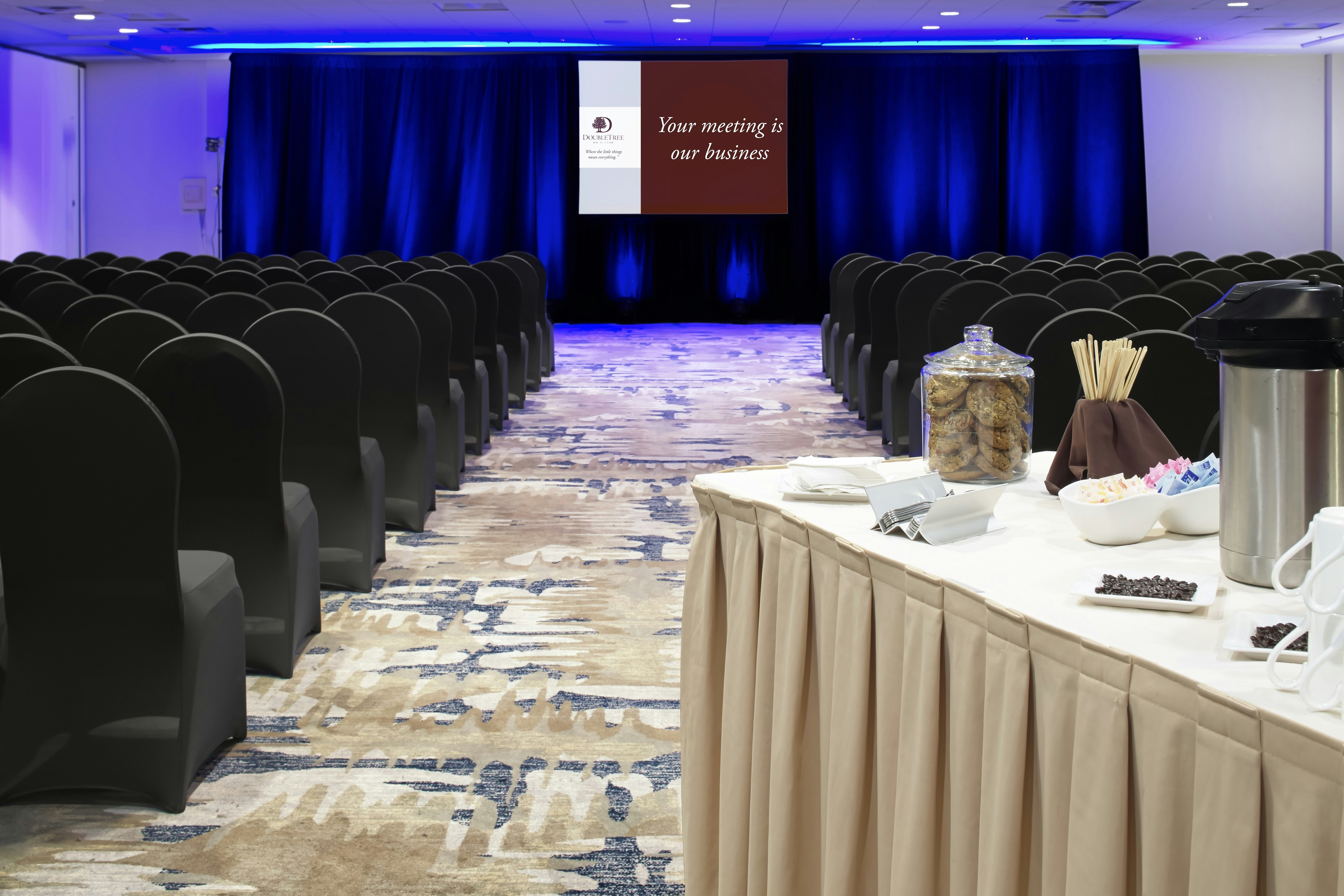 DoubleTree by Hilton Hotel Dallas DFW Airport North 44/53