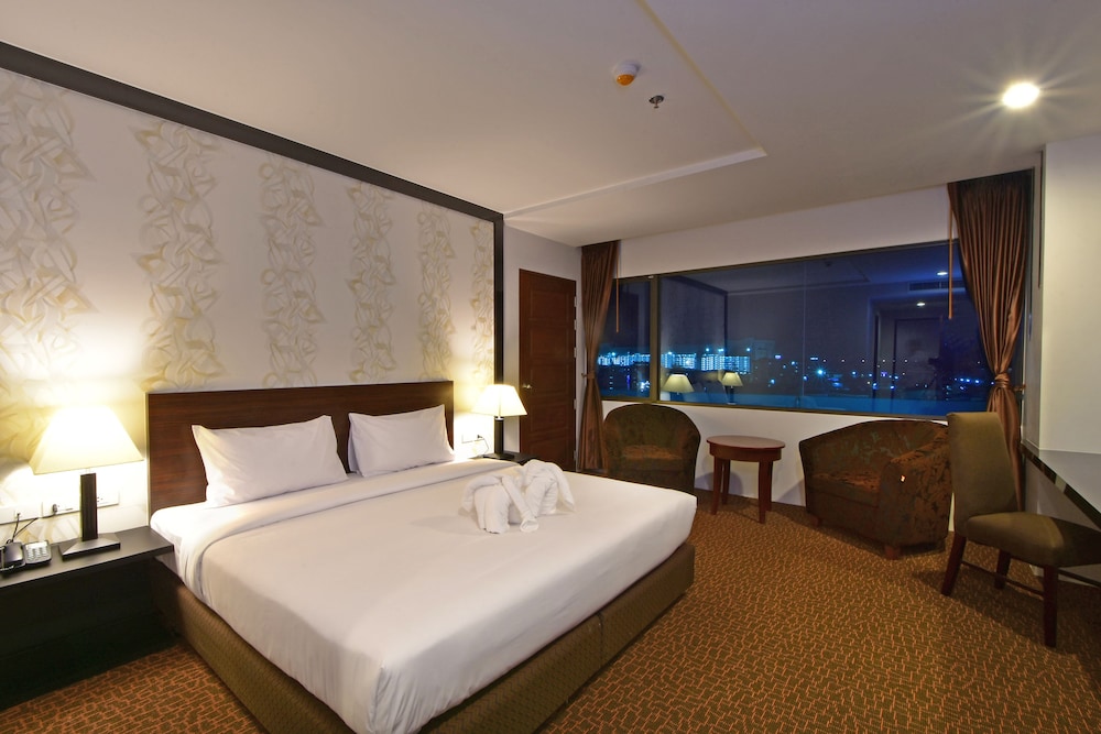 SIAM, SUPERIOR, DOUBLE BED