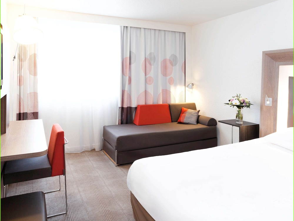 NOVOTEL RENNES ALMA 30/74