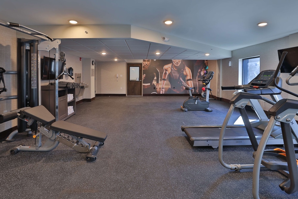 Best Western Plus Executive Residency Nashville 27/34