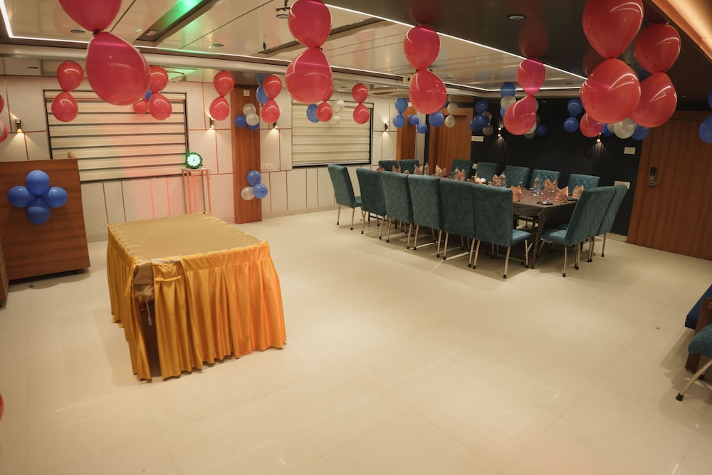 Ashoka Residency Hotel 39/50
