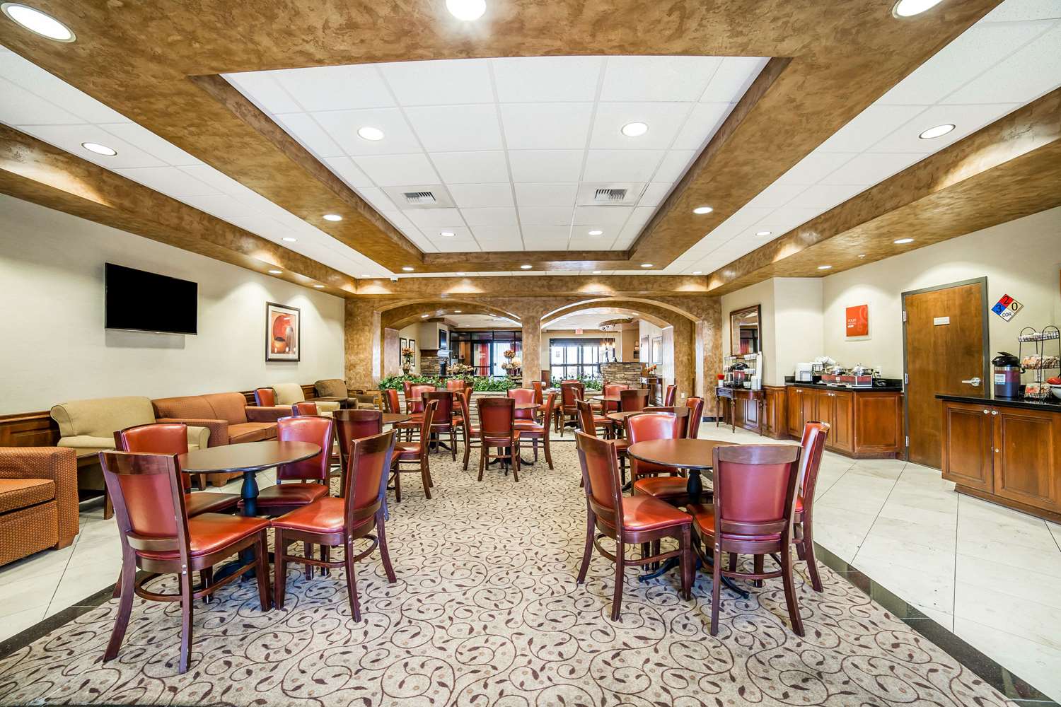 Comfort Inn And Suites Henderson 21/26