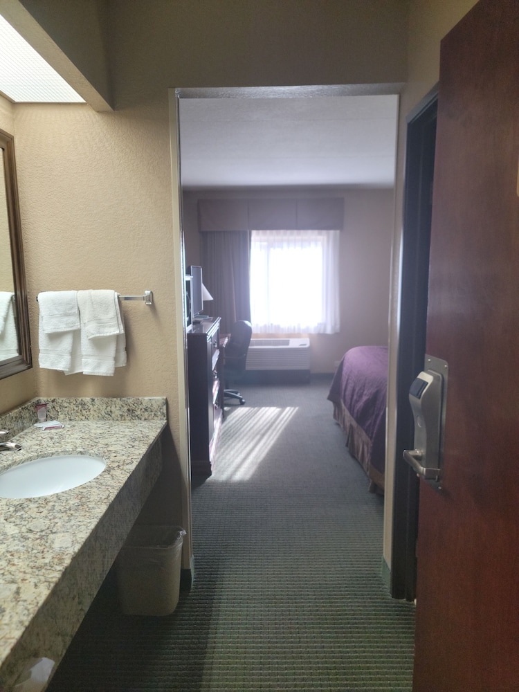 Bay Mountain Inn Cherokee Smoky Mountains 42/45