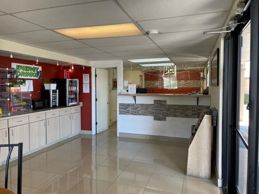 Days Inn by Wyndham Farmington NM 7/59