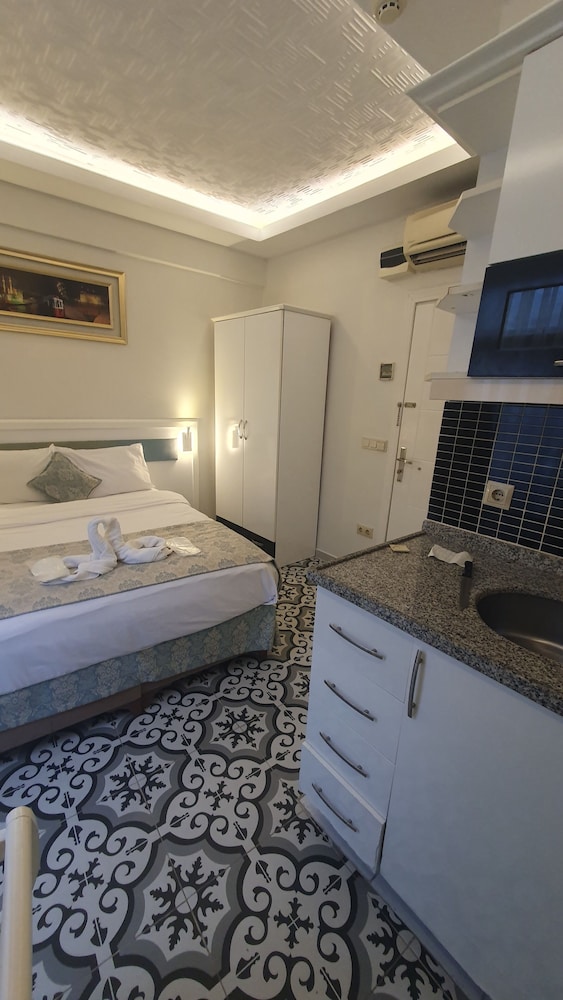 Lemon Residence 25/55