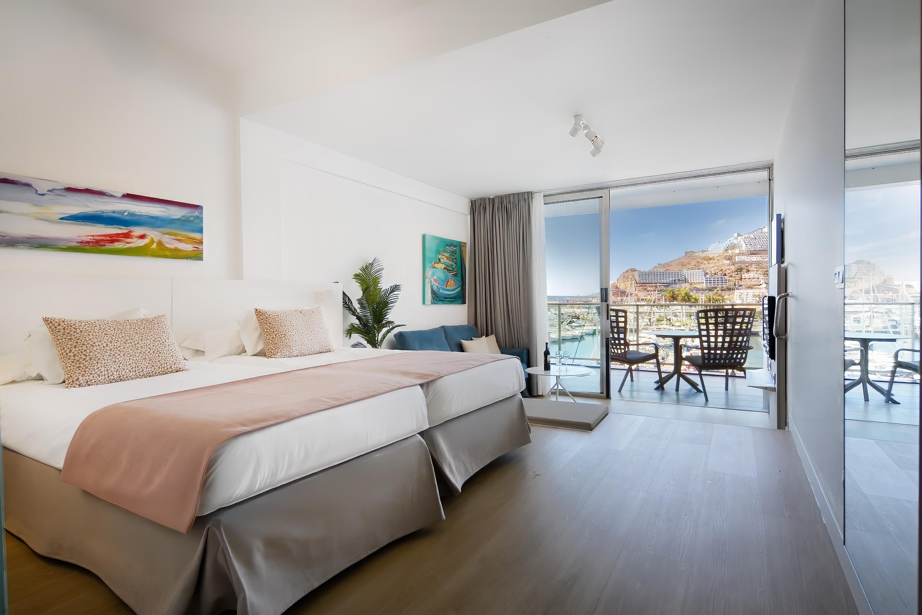 Studio, Balcony or Terrace