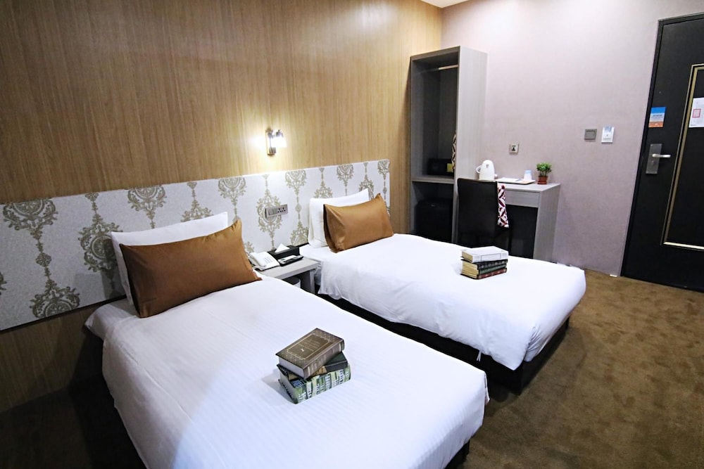 Hotel 6 - Wannien 8/25