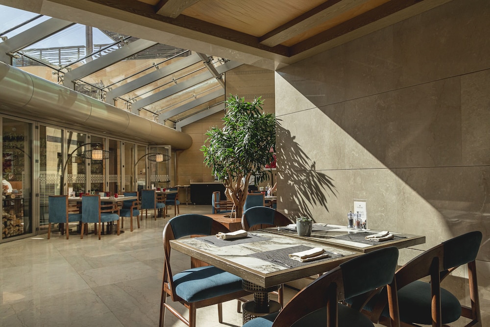 Kempinski Summerland Hotel & Resort Beirut 49/65