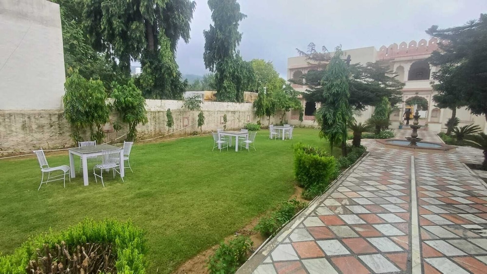 Sajjan Bagh 44/48