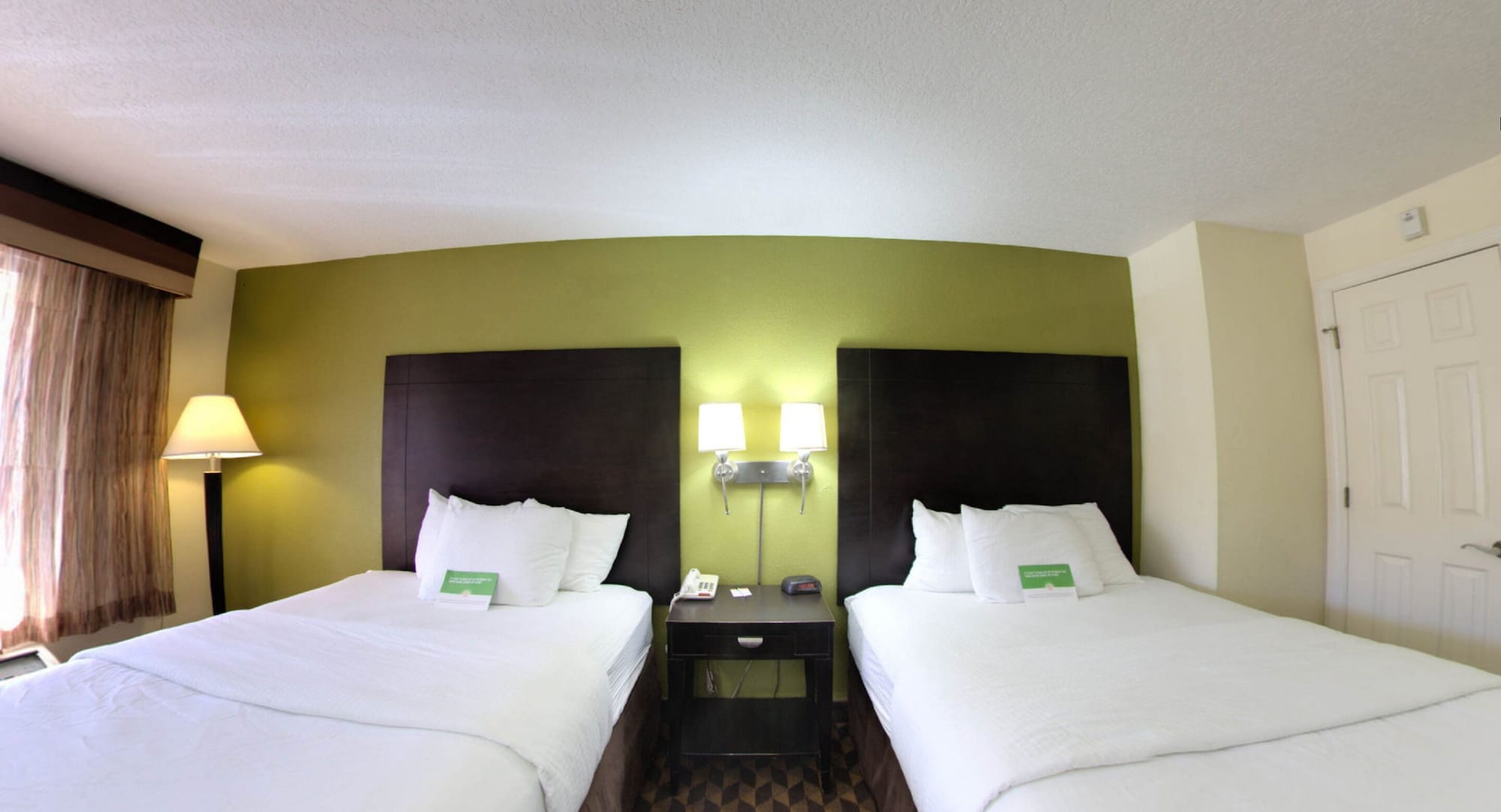 ROOM, 2 QUEEN BEDS, CITY VIEW, ACCESSIBLE
