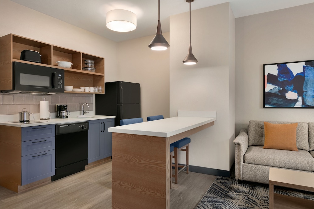 Candlewood Suites Springfield, an IHG Hotel 28/47
