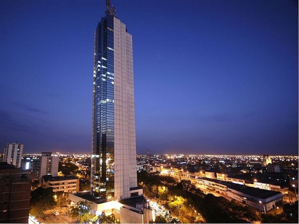 Torre de Cali Plaza Hotel 61/67