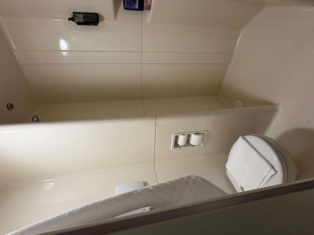 Ibis Budget Granville 49/50