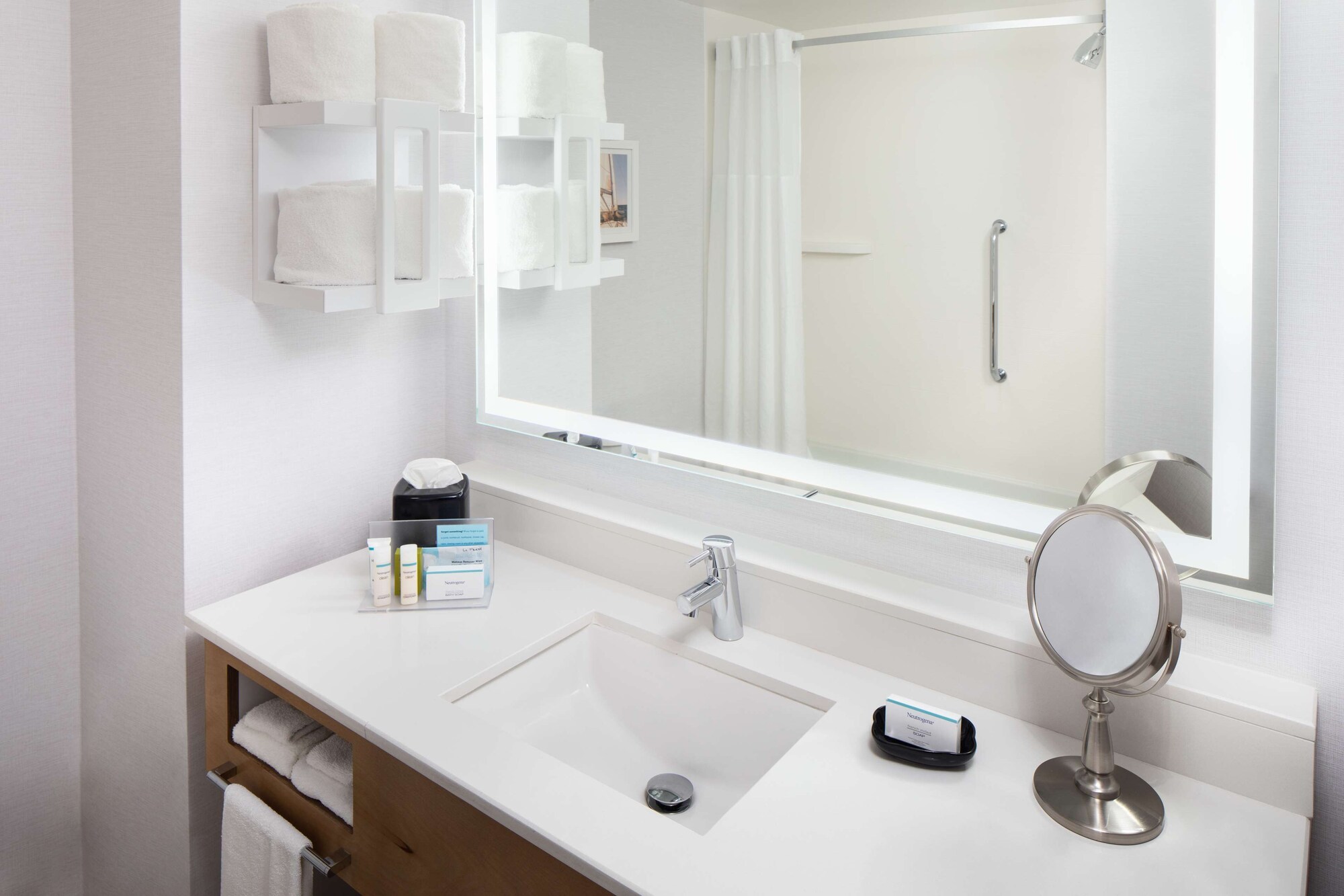جناح استوديو بسريرين كوين مع أريكة، Hampton Inn Suites By Hilton Miami Brickell Downtown 9/10