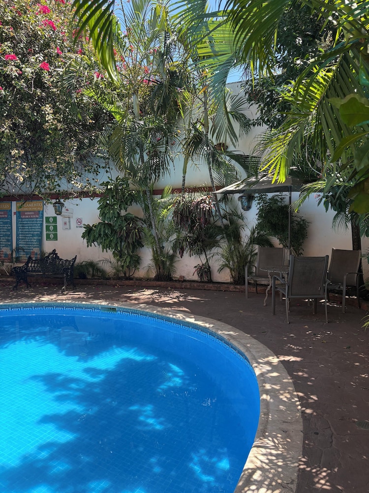 Suites Cancun Center 47/57