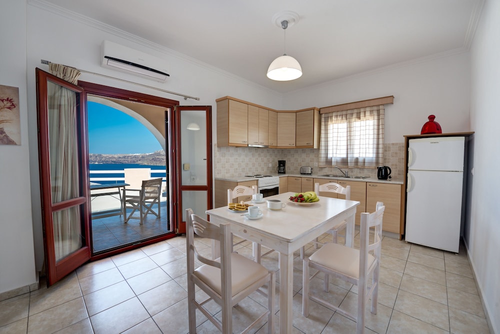 Akrotiri Apartments 26/50