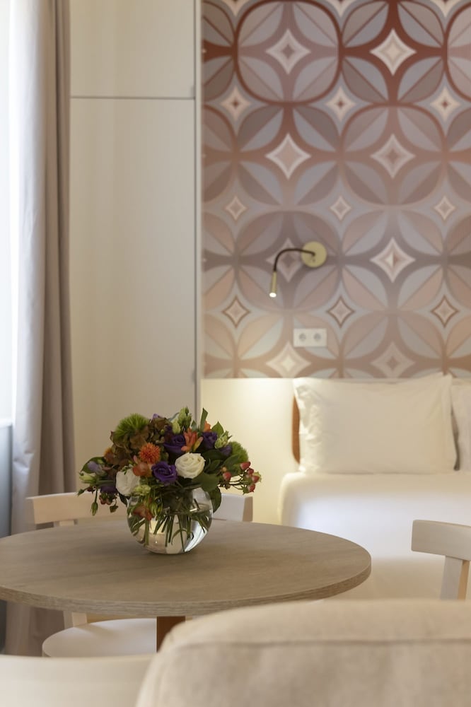 Lisbon Serviced Apartments Santos 5/50