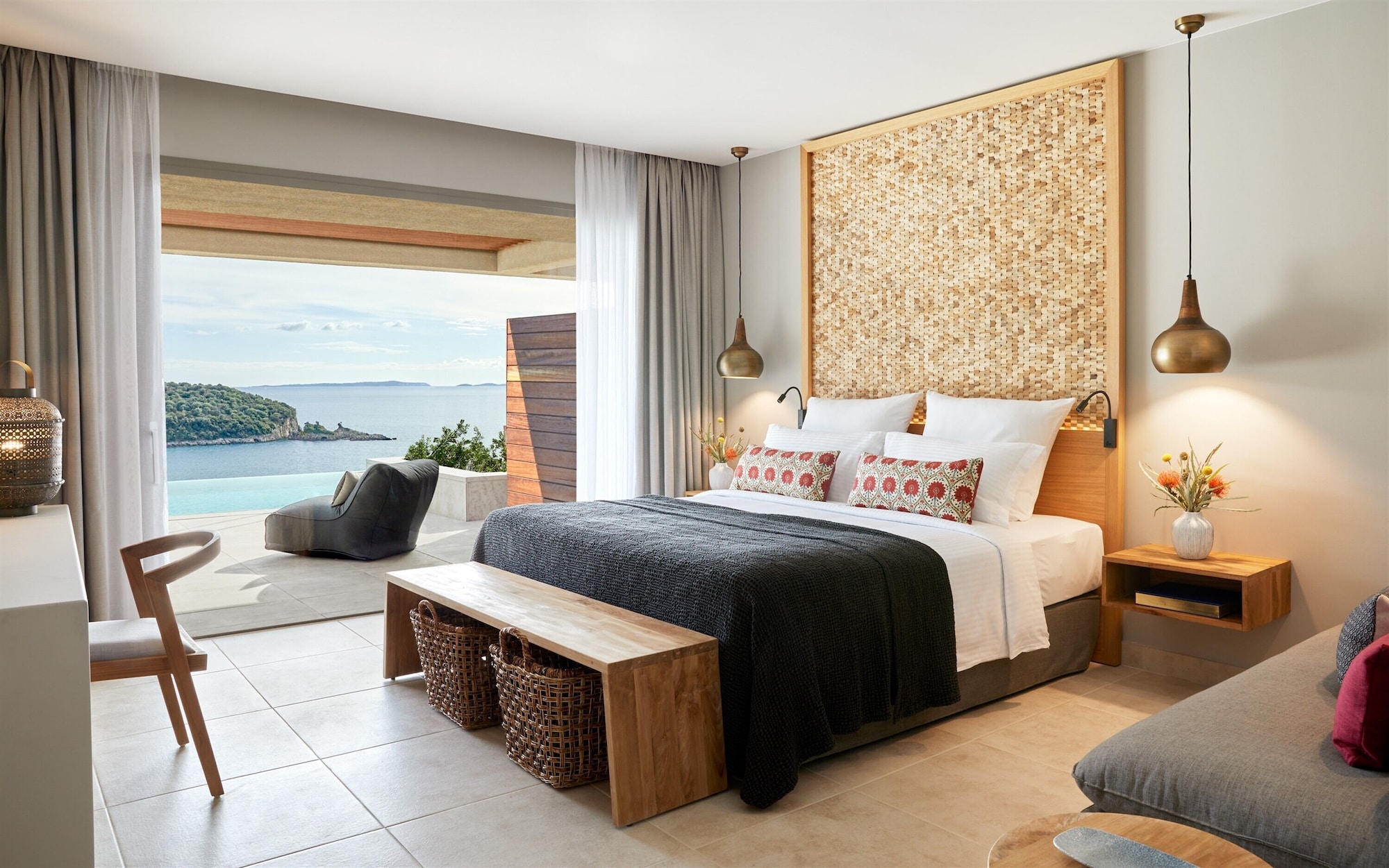 DELUXE, DOUBLE BED, SEA VIEW, PRIVATE POOL