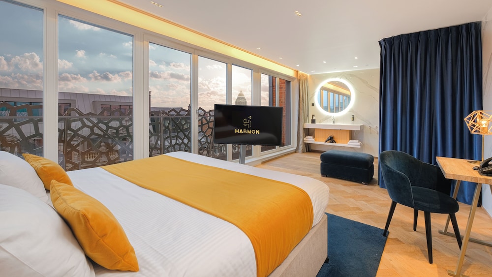 Suite, Terrace