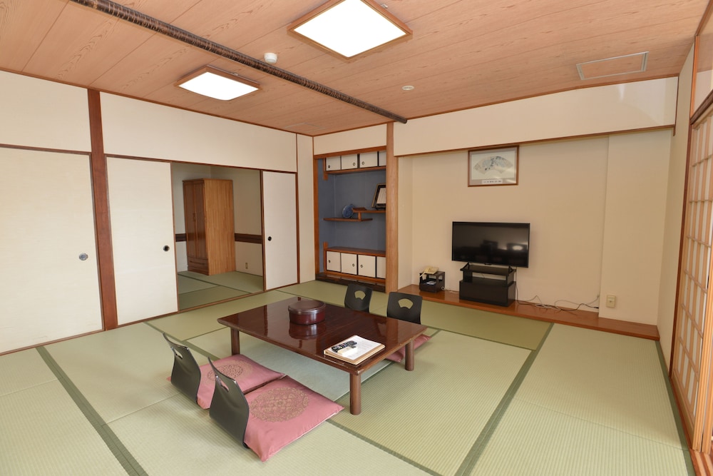 Yataro Minamikan 27/49