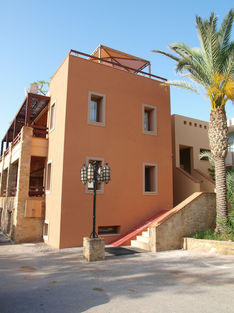 Mylos Hotel & Apartments 3/50