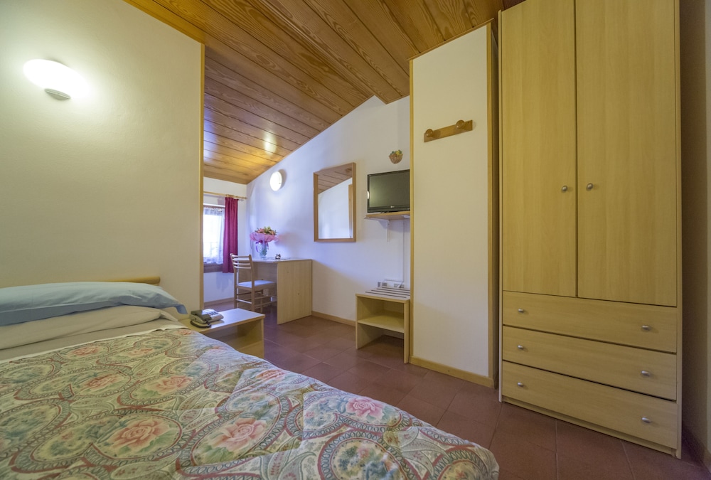 Hotel Trentino 14/74
